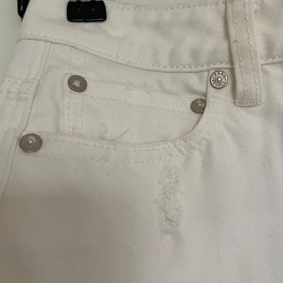 We The Free Zipper White Denim Mini Skirt Size 25 🌻🌼🌻 - Picture 10 of 15